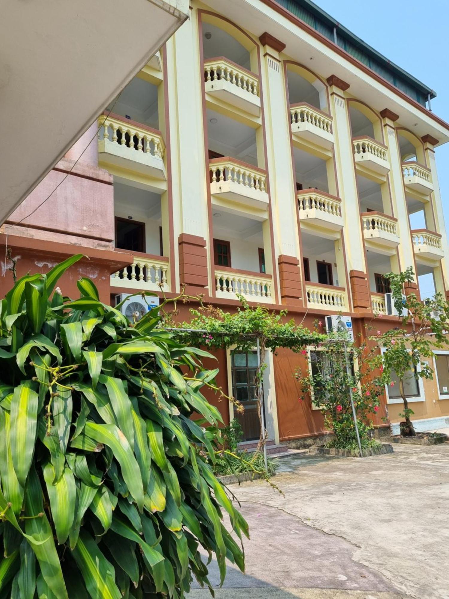 Hotel Khach San Vien Dong Cửa Lò Exteriér fotografie